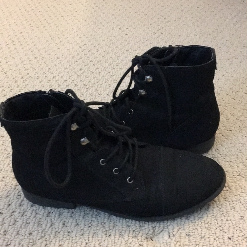Black steve madden booties